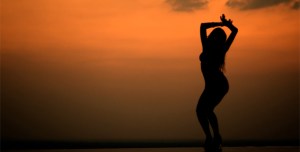 girl_silhouette_pool1_720h-preview_image